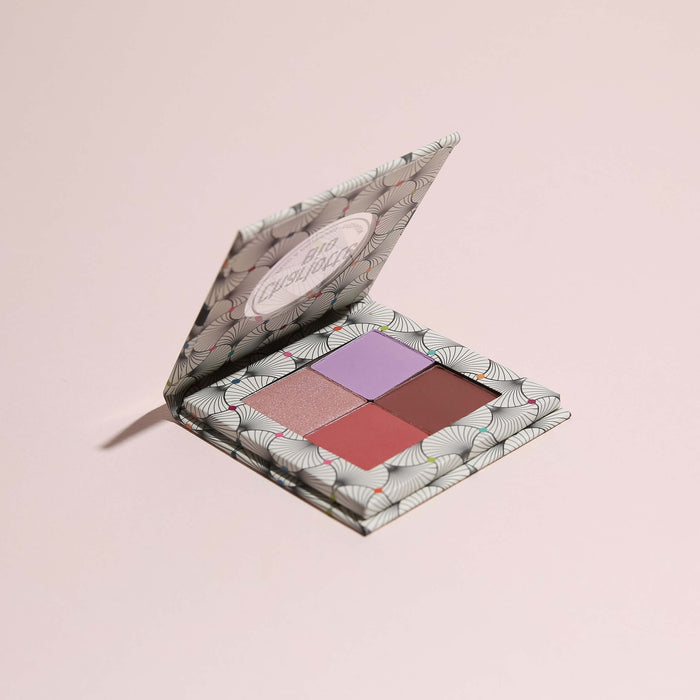 Palette de 4 fards à paupières bio Luxury Charlotte Bio ouverte avec miroir