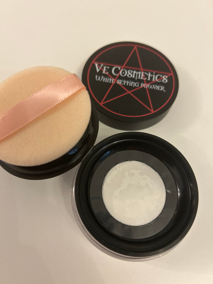 White Loose Setting Powder – Soft-Focus Matte