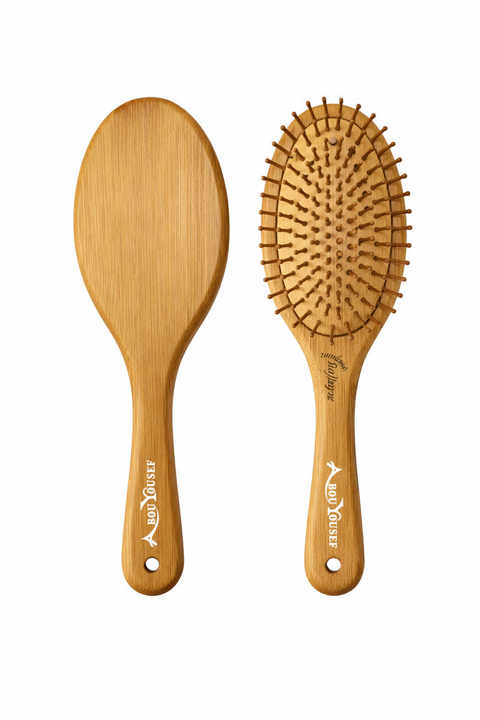 Wooden paddle brush